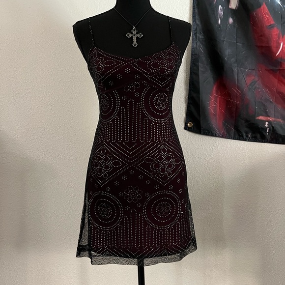 vintage burgundy overlay 579 mini dress ༄ - Picture 2 of 4